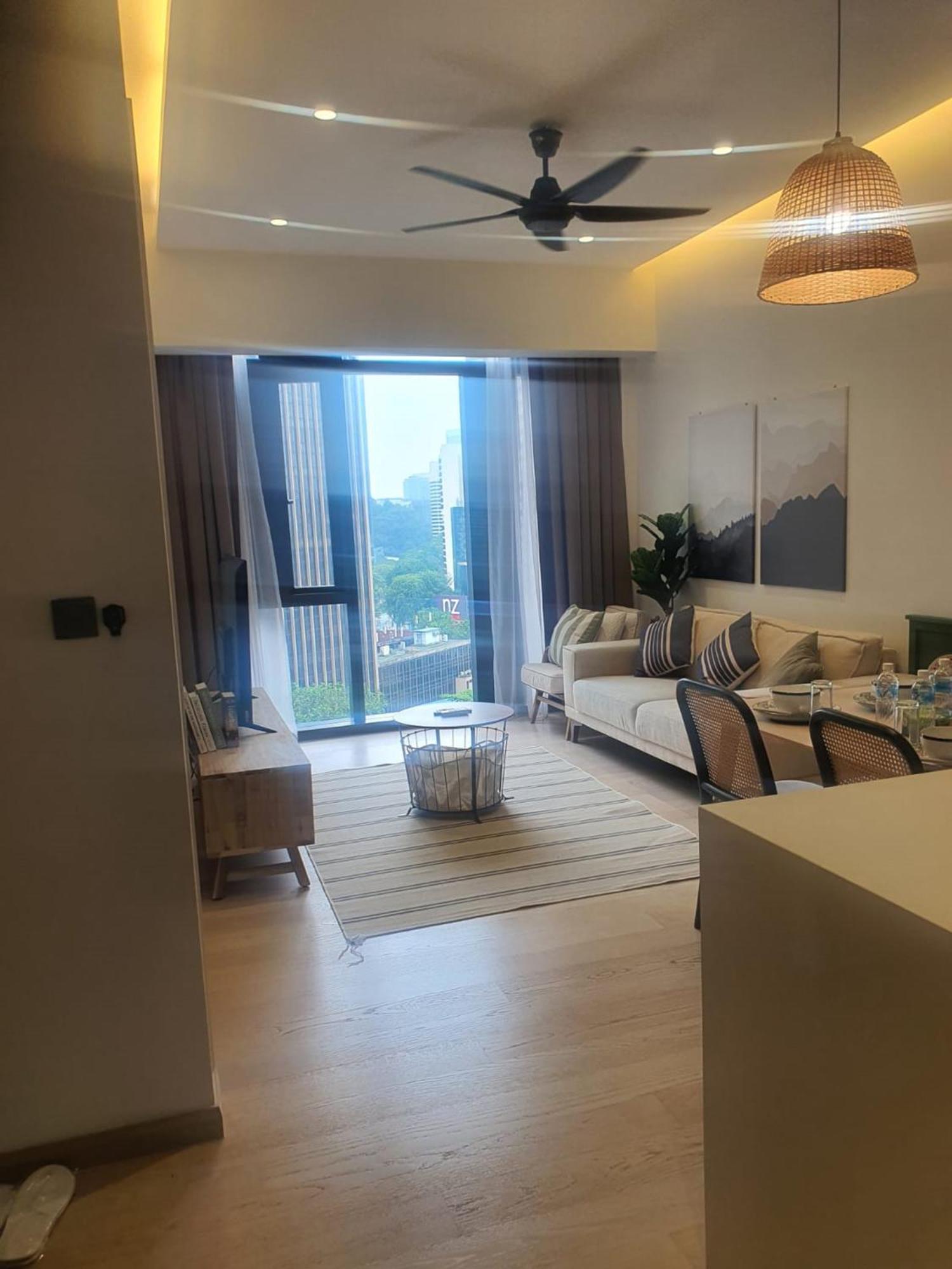 Klcc Beyond Hospitality Suites Star 쿠알라룸푸르 외부 사진